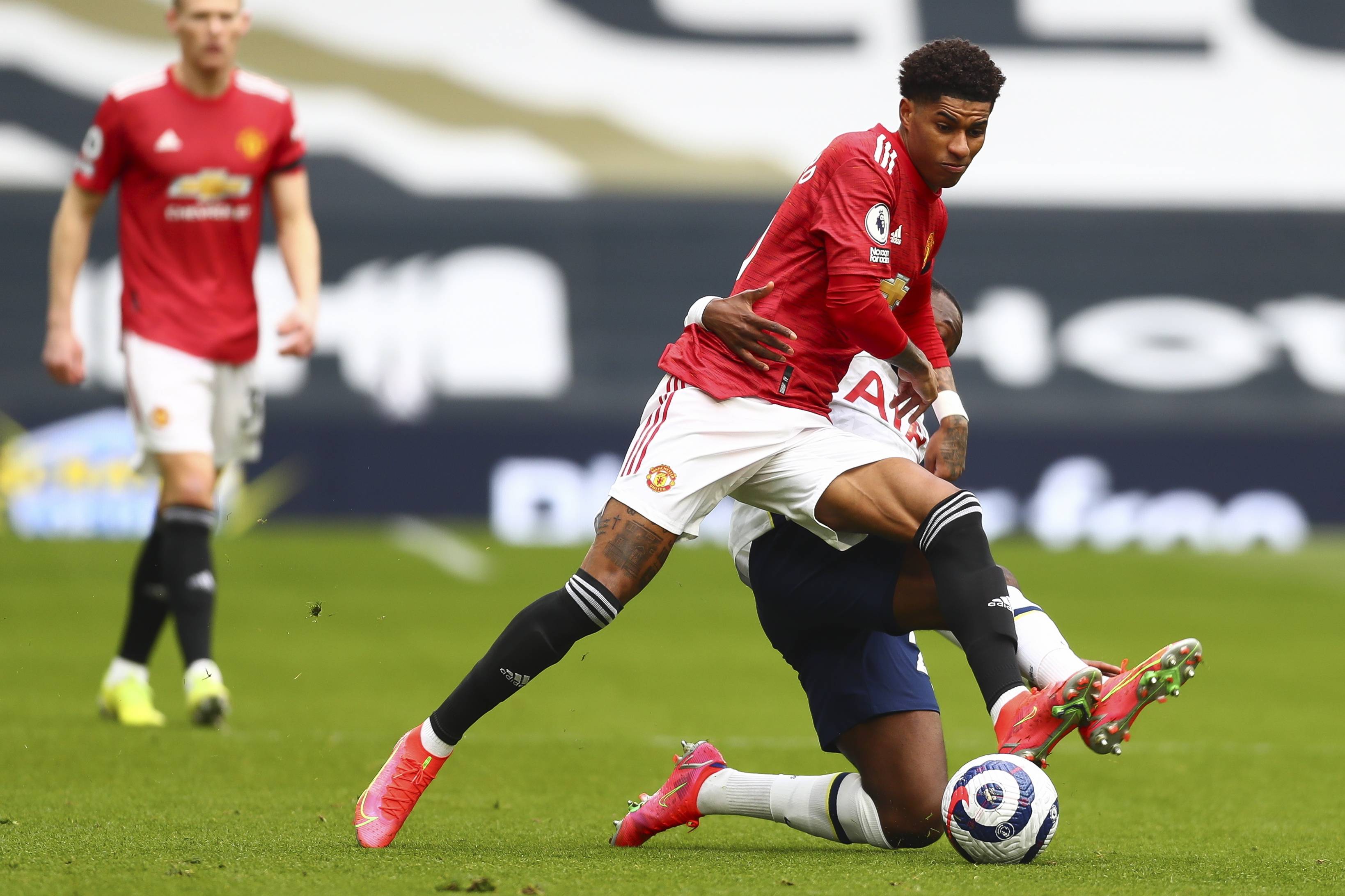 场比赛中 场比赛中